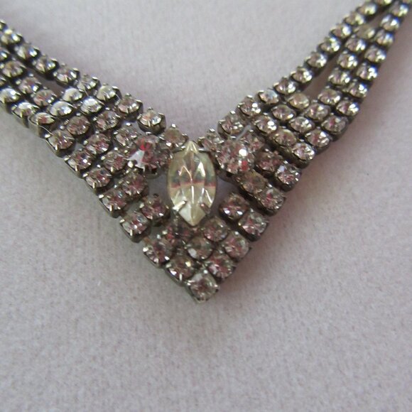 Vintage clear rhinestone chevron V necklace choker - super sparkling!! - Picture 5 of 7